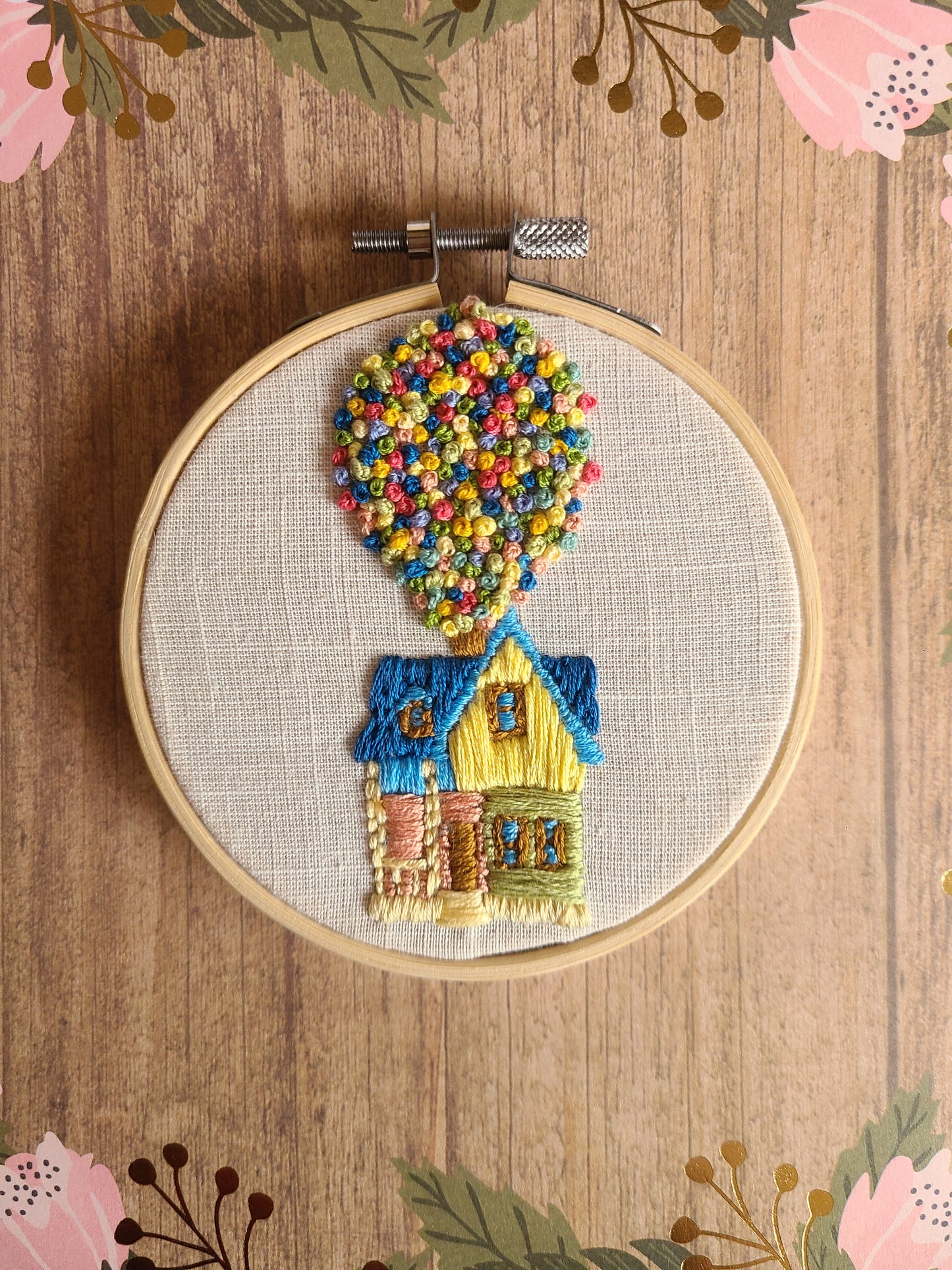 Up House Balloon Embroidered Hoop 4 inch