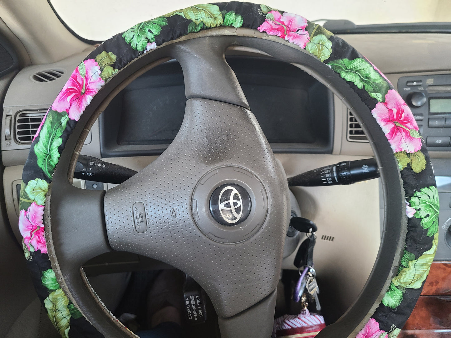 Hawaiian Floral Steering Wheel Cover