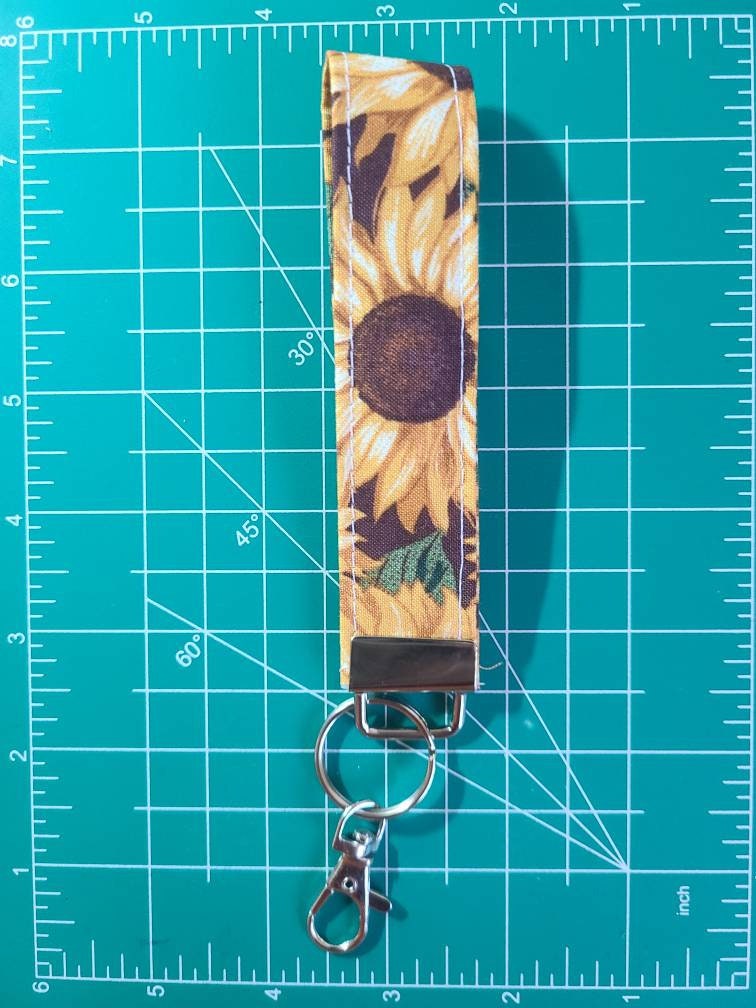 Sunflower Wristlet Keychain, Handmade - Harlow's Store and Garden Gifts